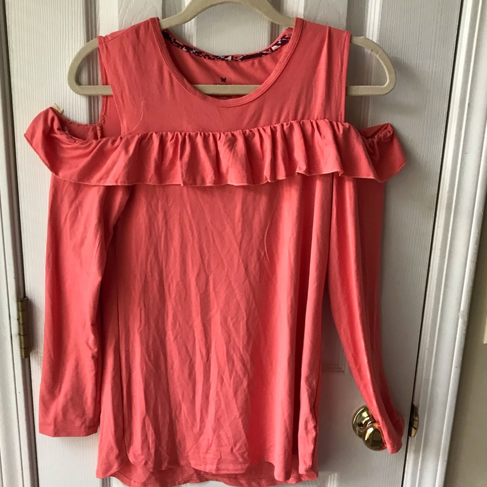 Cold shoulder top